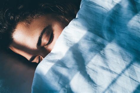 How to prevent nightmares (and fall asleep after bad dreams) — Calm Blog