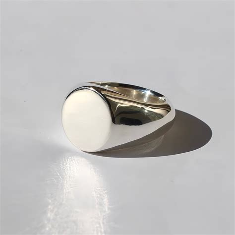 Round signet ring / SV925 | raza