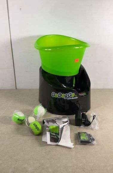 Go Dog Go Fetch Machine 的图像结果