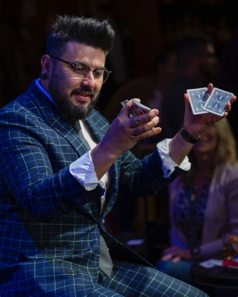 Chicago Magic Lounge | Magic Show and Speakeasy Bar | By a show of ...