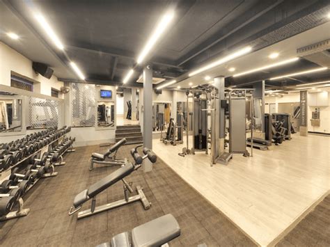 Best Gyms in Delhi - Find your Nearest Anytime fitness Centre
