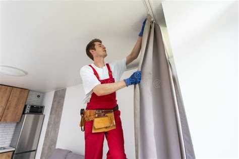 Installing Window Curtain 的图像结果