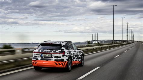 Download wallpaper Audi, speed, track, 2018, E-Tron Prototype, section ...