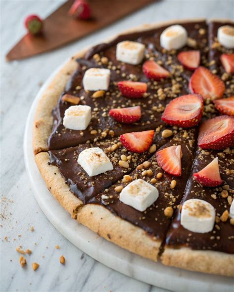 Chocolate Pizza: Sweet Dessert Pizza Recipe & Tips - Erin Recipes