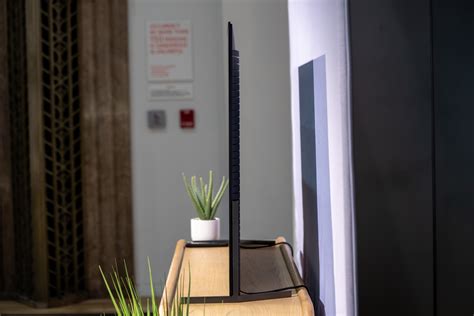 Slideshow: Sony A95L