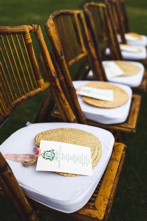 25 Stylish Fan Ideas for an Outdoor Wedding