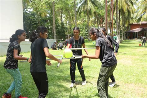 School Students - Cs Grand