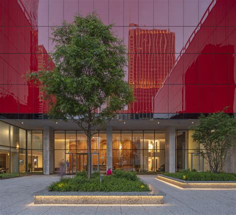 Optima Signature Residential Tower Turned Into A Community Resource for Streeterville - Optima