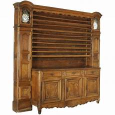 credenza piattaia credenza piattaia con orologi credenze antiquariato credenza piattaia credenza piattaia con orologi credenze antiquariato