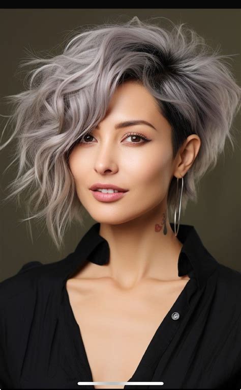 Pin by Ursula on Pentinats | Edgy hair, Short hair haircuts, Edgy short ...