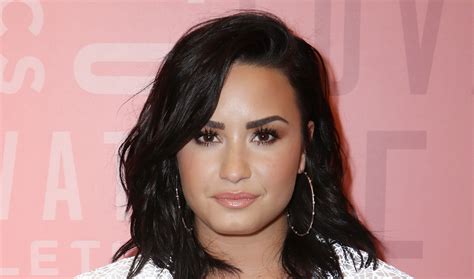 Demi Lovato Cancels Remaining Shows on Her Tour | Demi Lovato, Newsies ...