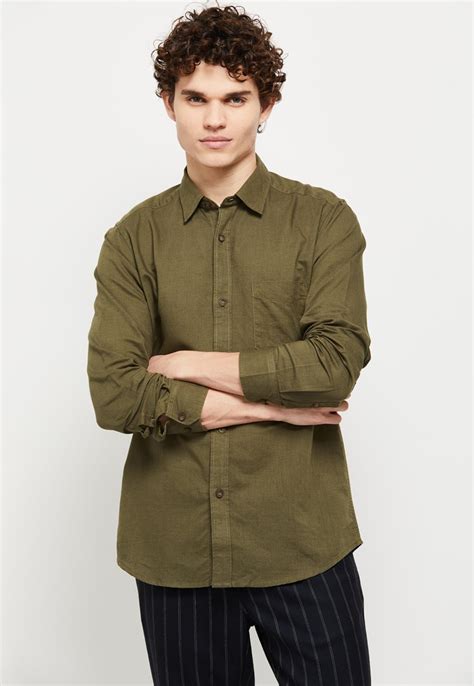 Buy Men Solid Regular Fit Full Sleeves Casual Shirt Online at just Rs ...
