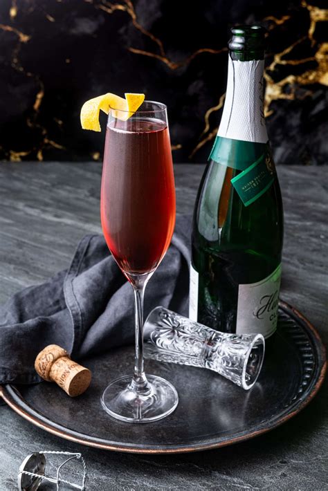 Kir Royale Cocktail - Twist and Toast