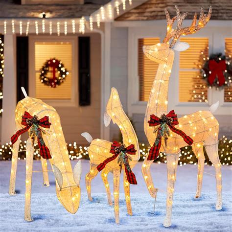Hourleey 3-Piece Pre-Lit Christmas Reindeer Family Set, 3D Plug in 170 ...