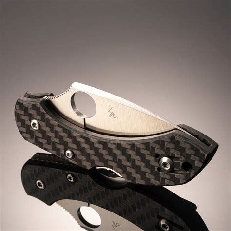 Spyderco Dragonfly 2 Carbon Custom Knife Scales
