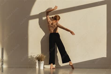 Model Dancing Workout 的图像结果