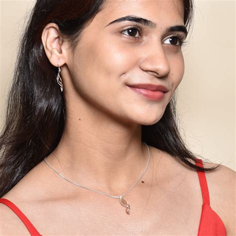 Jingle Pendant Set with Chain – Elyta