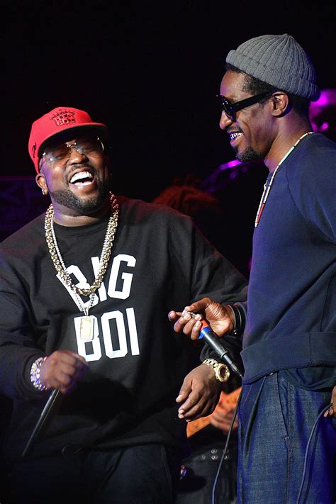 Download Outkast Big Boi Andrei 3000 Happy Stage Performance Wallpaper ...