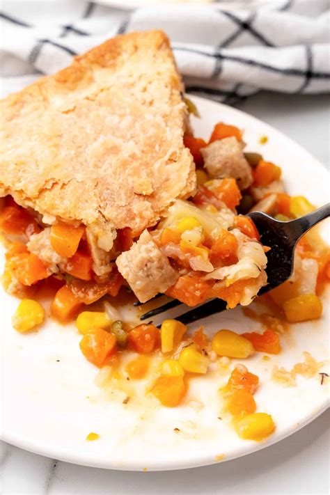 Vegan Pot Pie Casserole - Vegan recipes by VegKitchen