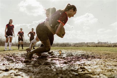 Girls Rugby Ball 的图像结果