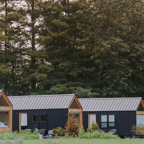 Looking Glass Cabin - Asheville River Cabins