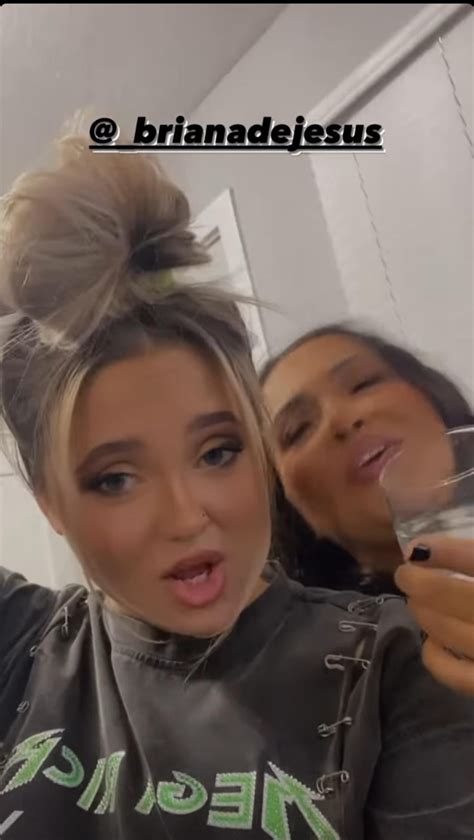 Jade said yes to the dress. She and Bri are having fun filming in IN. Both have Jenelle breakup ...