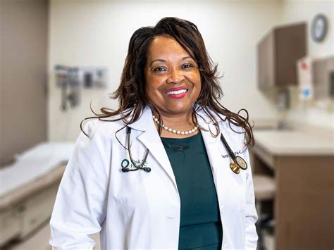 Deborah Reid, PA - Internist - Fayetteville, NC | Oak Street Health