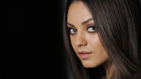 [100+] Mila Kunis Wallpapers | Wallpapers.com