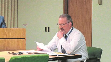 2956650_web1_gtr-waltonapology-041619