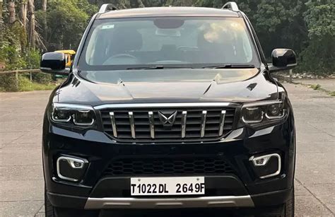 Book self drive Mahindra Scorpio N Z8L 4x4 AT 7 Seater car.