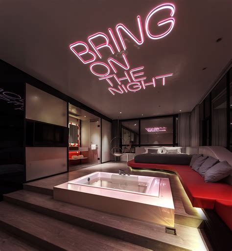 Neon Lighting Design 的图像结果