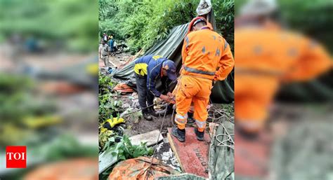 Vehicle With Pilgrims From Diff States Skids Into Gorge Near Gaurikund ...