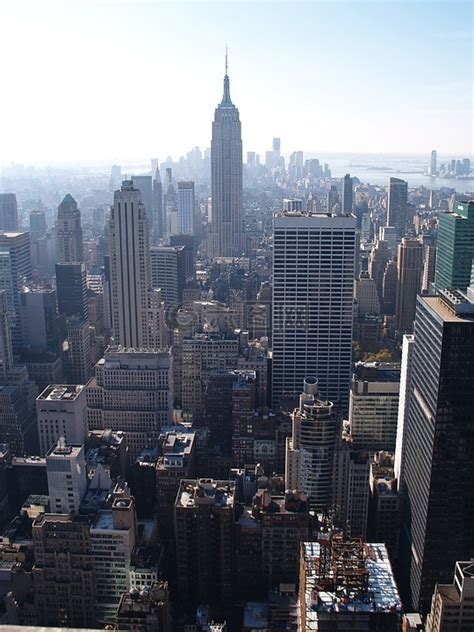 纽约曼哈顿：世界的中心，摩天大楼数量是世界上最多最壮观的 - 每日头条
