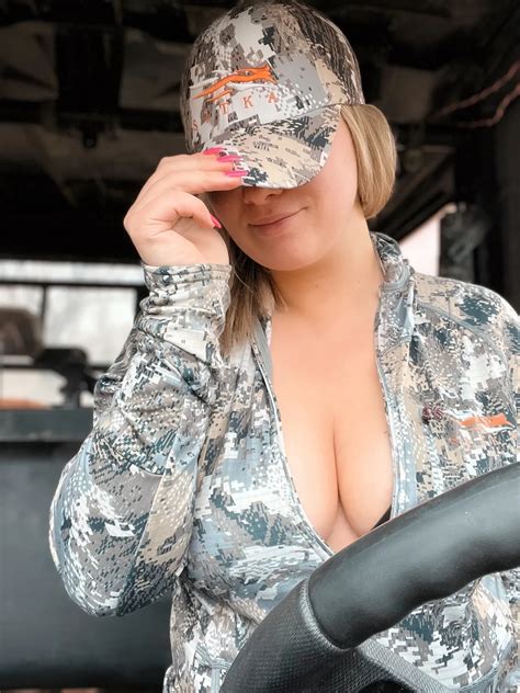 Aspen Hunter •FREE• • OF Stars