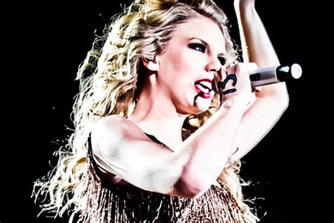 Taylor Swift, ‘Enchanted’ (Live) — Exclusive Song Premiere