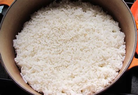 How Long Can You Leave Cooked Rice Unrefrigerated