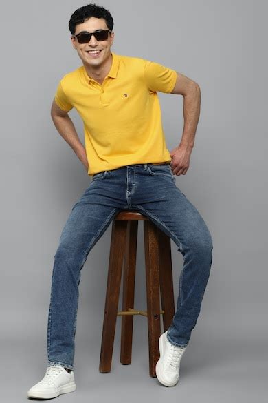 Buy Men Yellow Solid Polo Neck T-shirt Online - 862086 | Louis Philippe