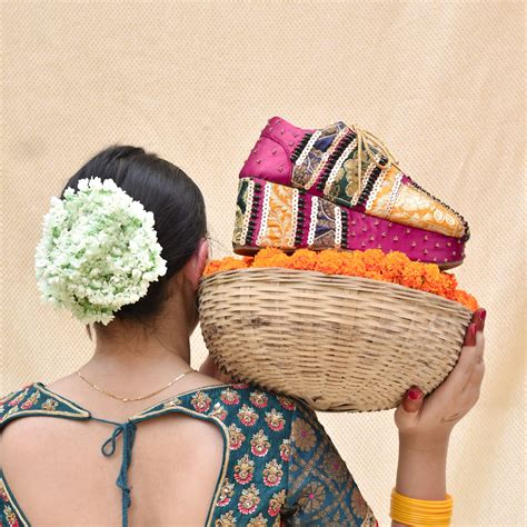 Buy Bridal Sneakers Online | Wedding Sneakers for Bride by Around ...