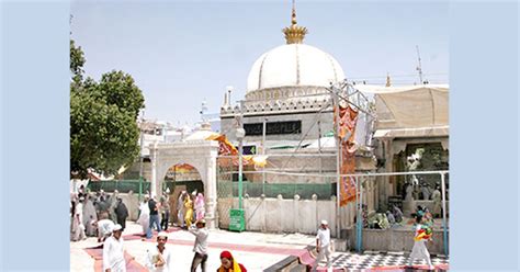 shah ast husain wa baadshah ast husain