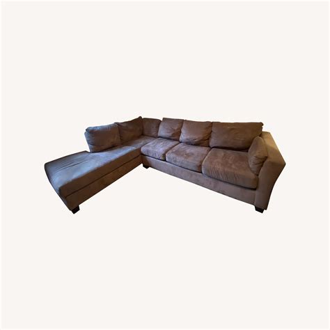 Bob's Discount Furniture Large Brown Sectional Sofa - AptDeco