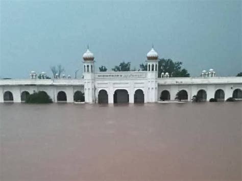 Pakistan: Flood management, not immediate fixes, required at Gurudwara ...