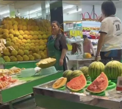 女子买水果5天后坏了，气愤找商家要求重换，被拒后直接报警