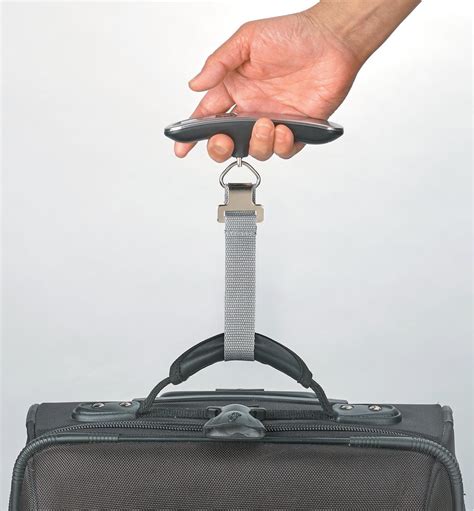 Digital Luggage Scale - Lee Valley Tools