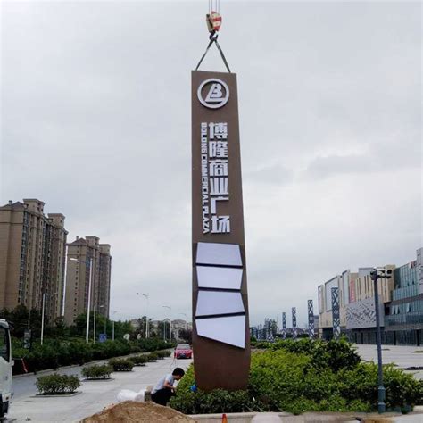 不锈钢大型艺术雕塑-方圳雕塑厂