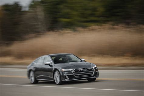 View Photos of the 2020 Audi S7