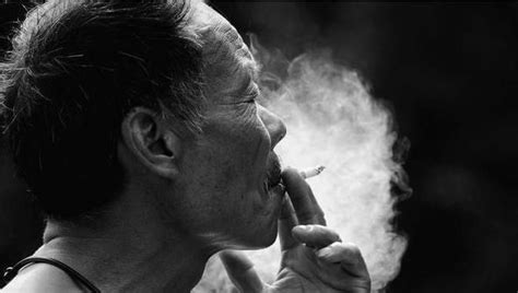 2021年,香烟或迎来大调整,3.5亿老烟民日子不好过了|香烟|烟民|吸烟者_新浪新闻