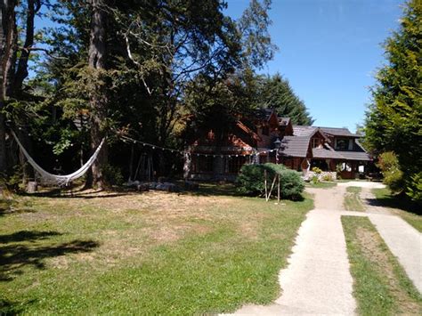 LA CASA DE VILLA (Villa La Angostura) - Specialty Inn Reviews & Photos ...