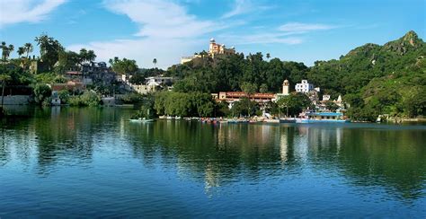 Mount Abu Tourist Places to Visit, Tour Packages, Sightseeing and ...