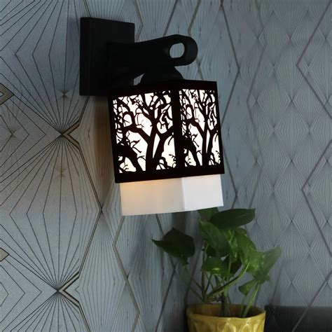 Single Box Wall Lamp with Floral Pattern for Cozy Spaces – Gojeeva