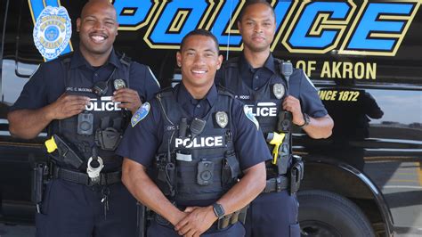 Akron police force struggles to reflect city's diversity